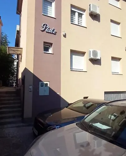 Apartments Platz